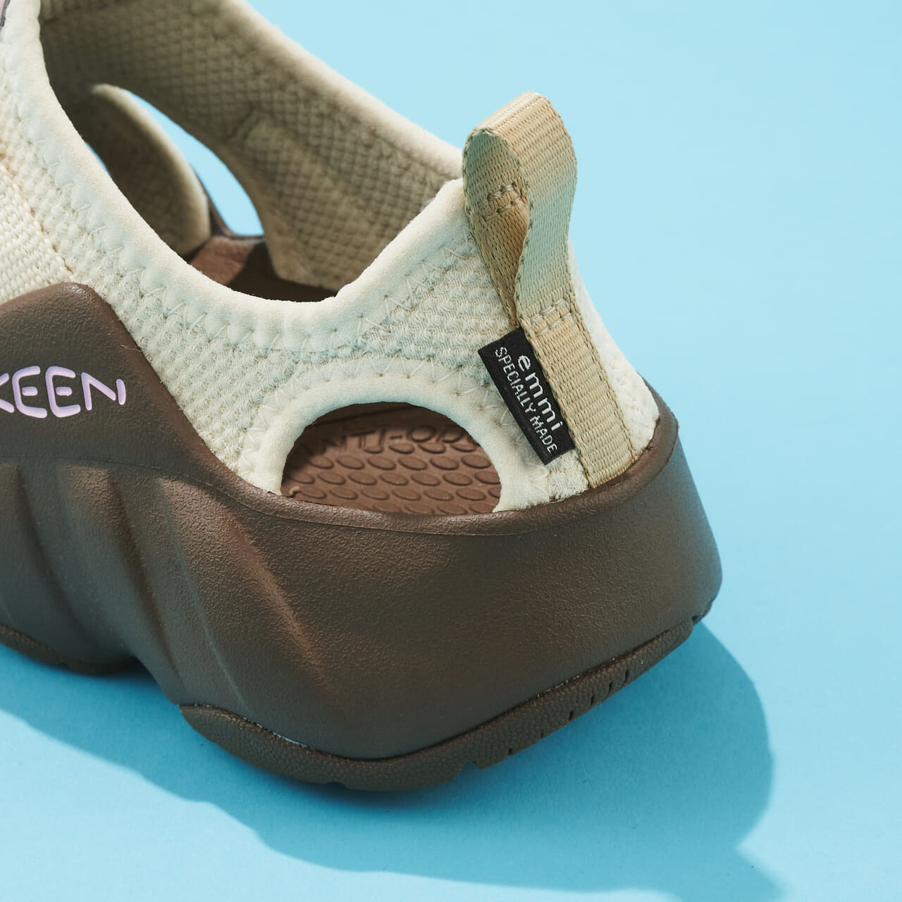ウィメンズ ハイパーポート エイチツー KEEN x emmi