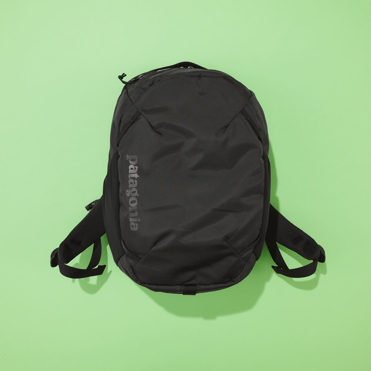 エディターが買ってよかったpatagoniaのアトム・デイパック 24L