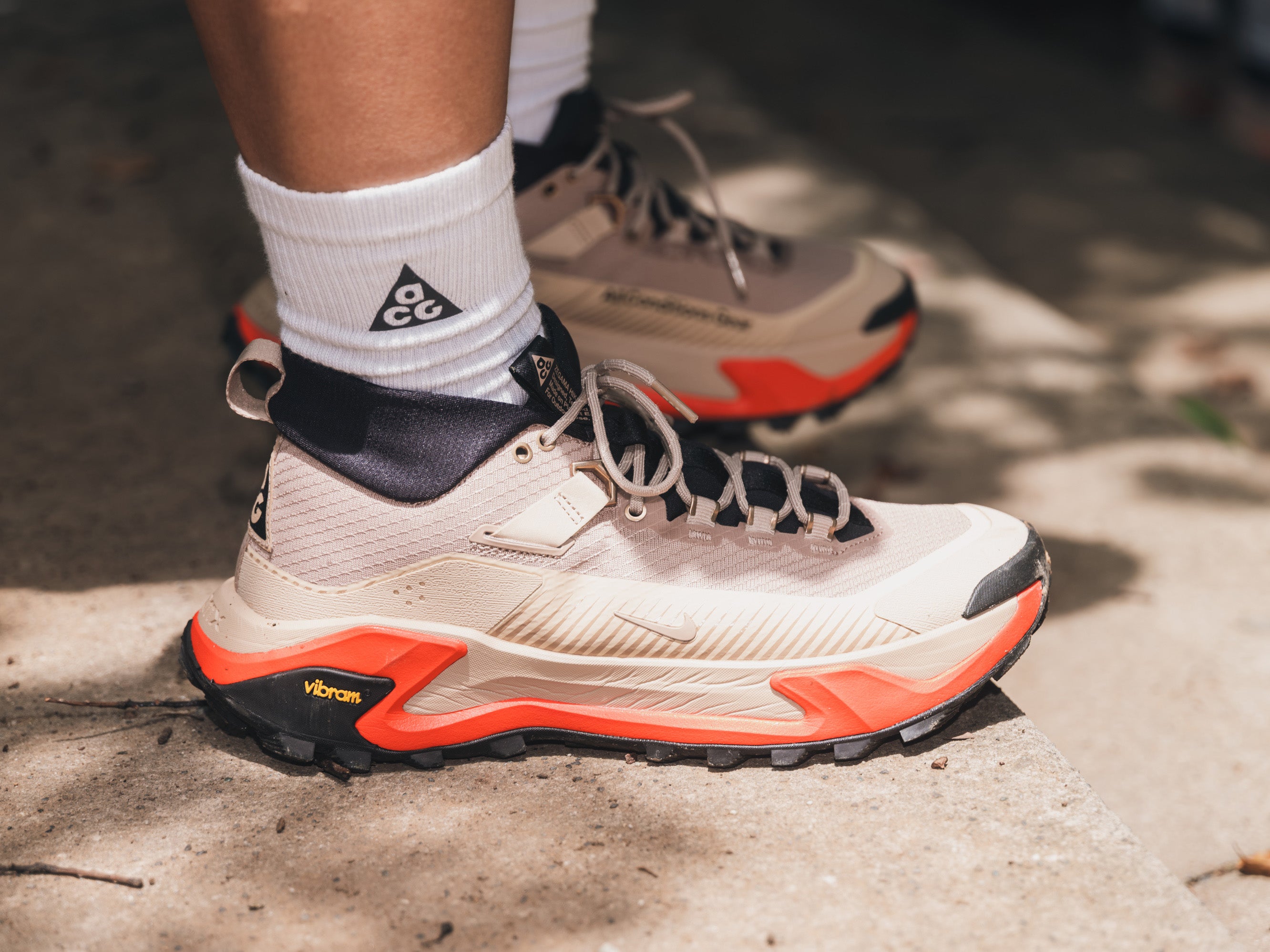 Nike ACGの新作ハイキングシューズ「ゼガマ ハイク」を履いてハイキングに挑戦!山を歩けば、走りにもつながる?メンズノンノモデルのリアルレポ。【MENʼS NON-NO RUNNING CLUB #4】
