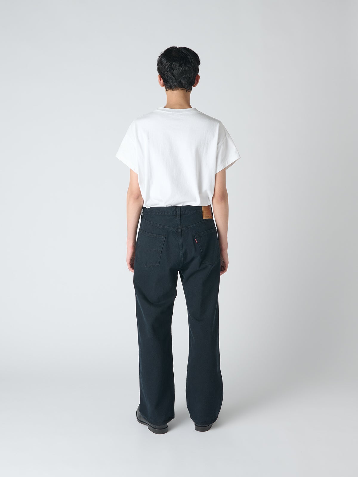 リーバイス® PREMIUM BLACK 501® Loose ジーンズの試着&本音レビュー バック