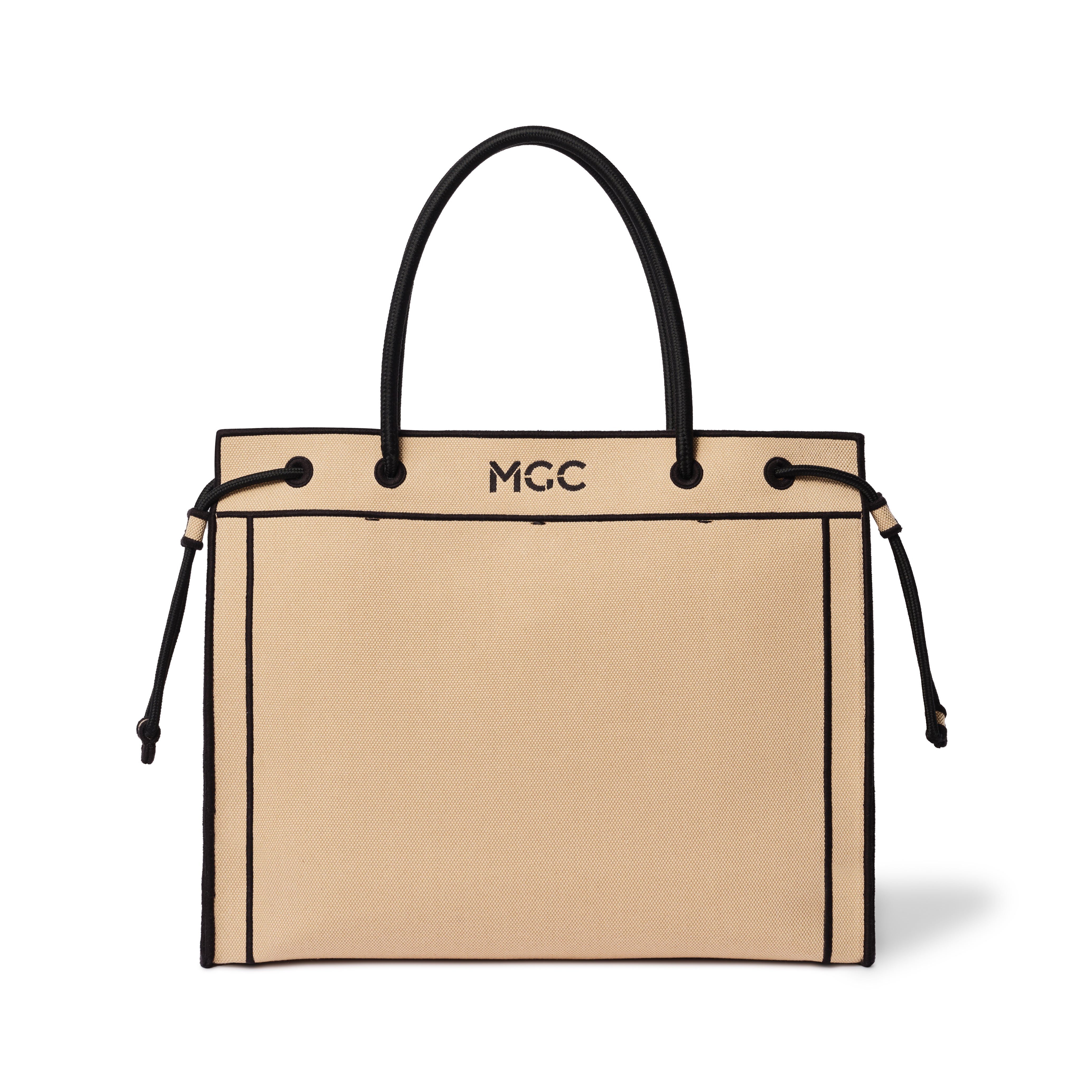 日本限定「フェンディ マジック」02