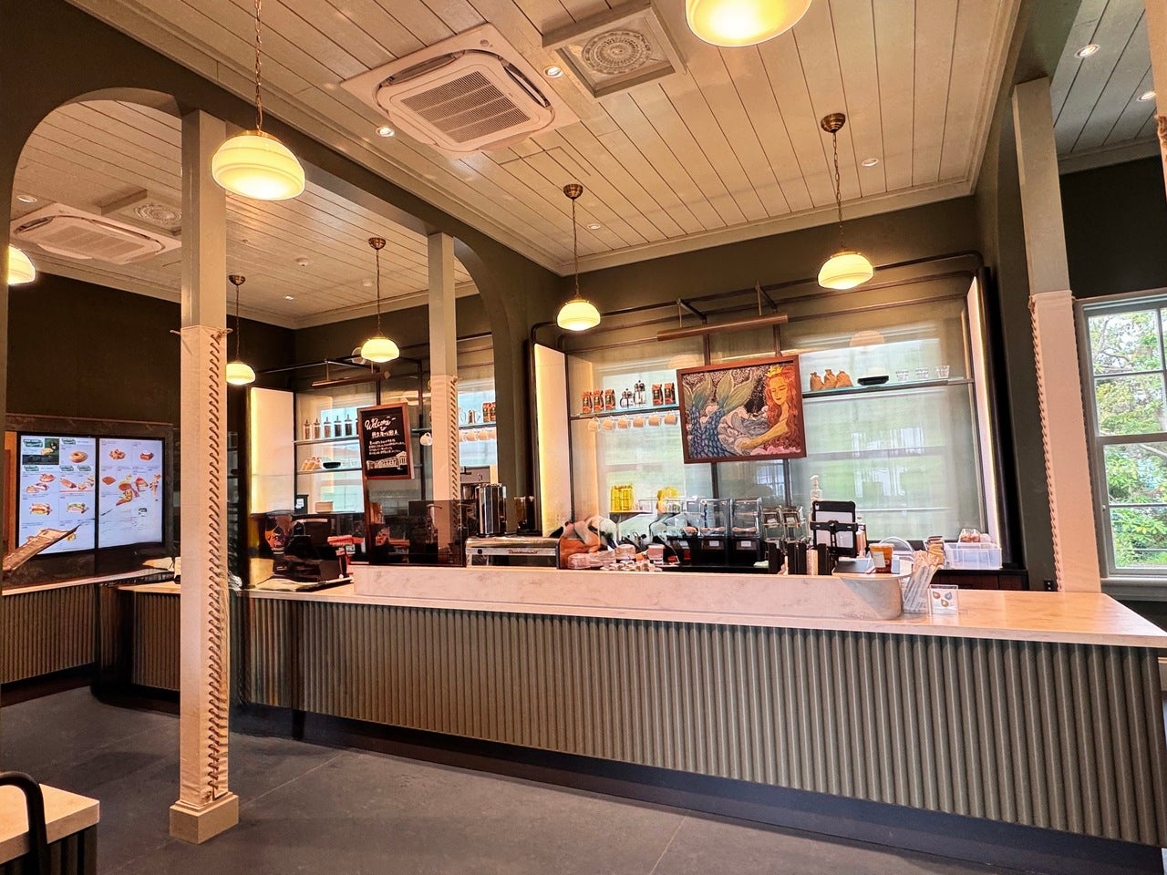 スターバックス コーヒー 横浜海の公園店内観5