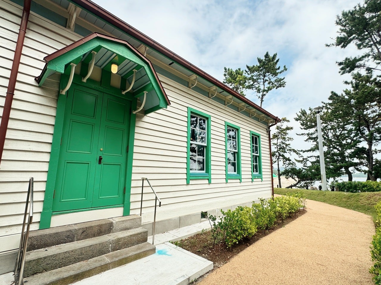 スターバックス コーヒー 横浜海の公園店外観3