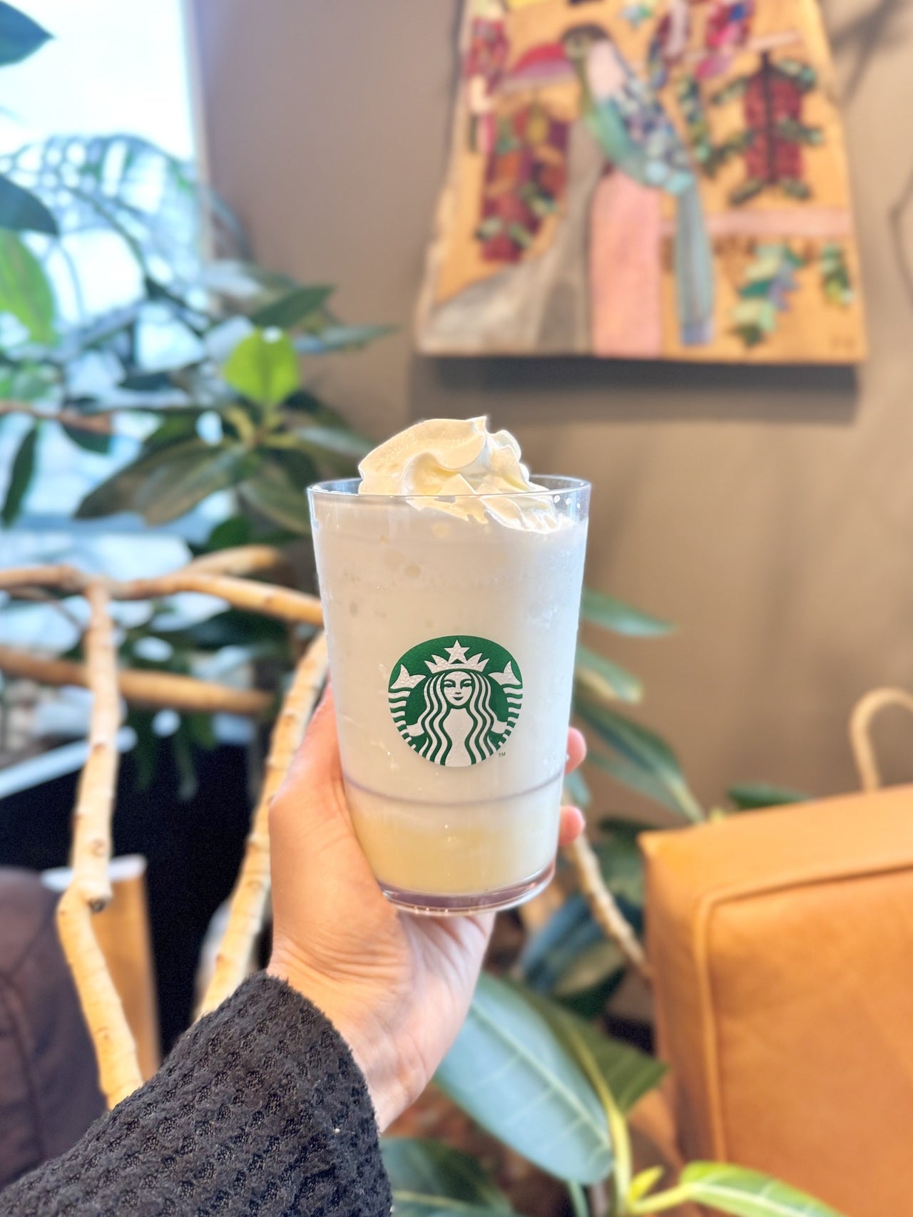 スタバ群馬限定群馬 やっぱし妙義山なんさ パイン ヨーグルト フラペチーノ&reg;」