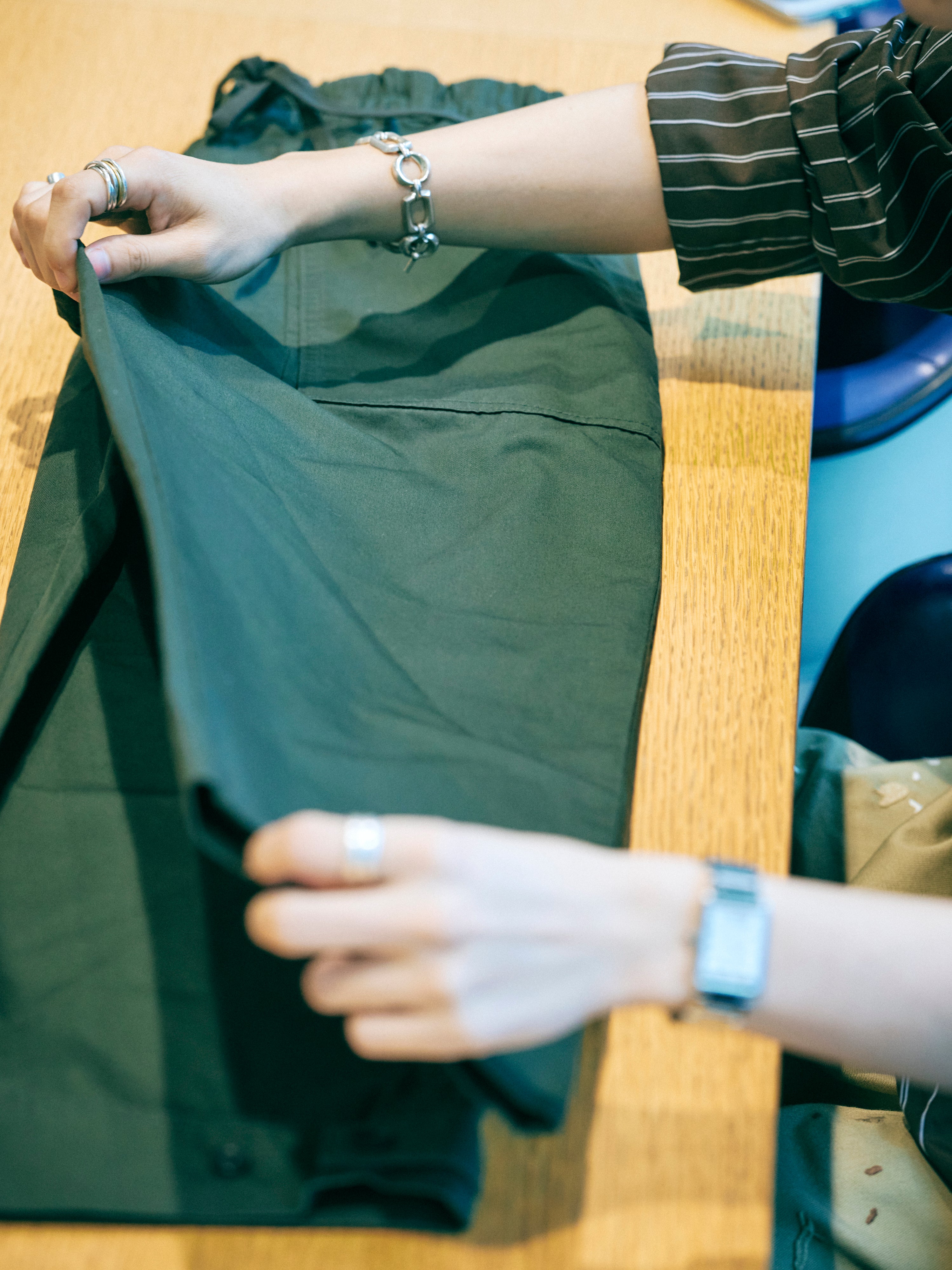 3.〈JOURNAL STANDARD relume〉のテーパードパンツ3