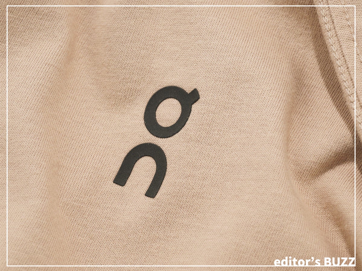 運動したくなるTシャツ「On(オン) Club-T」。“スニーカーじゃないほう”のアイテムでワークアウトが加速？[編集者の愛用私物 #377]