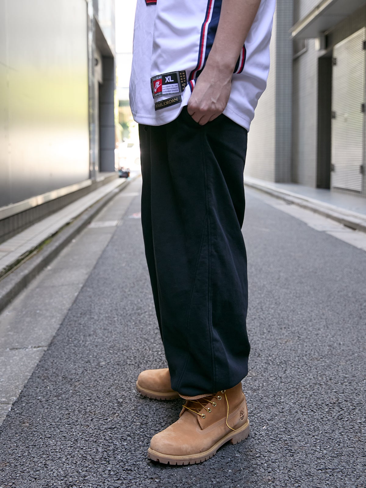 ユニクロのスウェットパンツのサイド