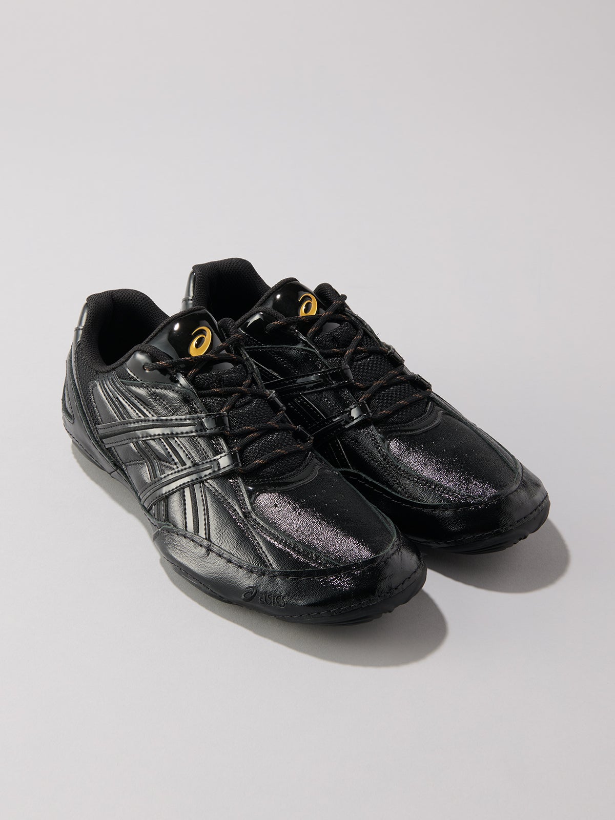 ASICS、HYPERSYNC