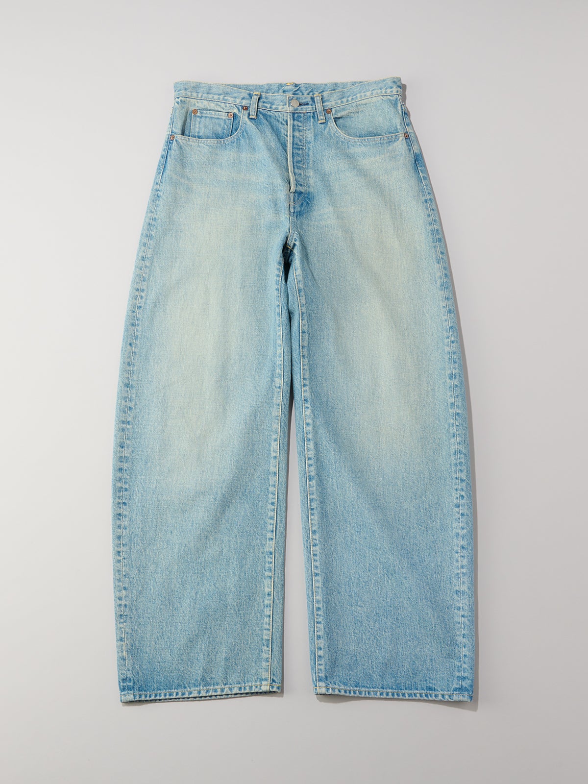 「シュタイン(ssstein)」の『ROUND DENIM PANTS』