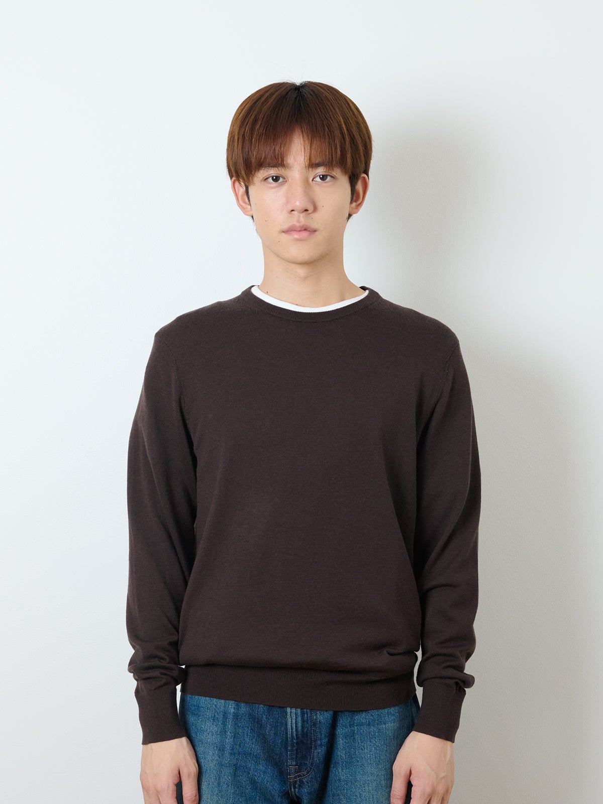 UNIQLO、メリノクルーネックセーター、モデルカット、フロント