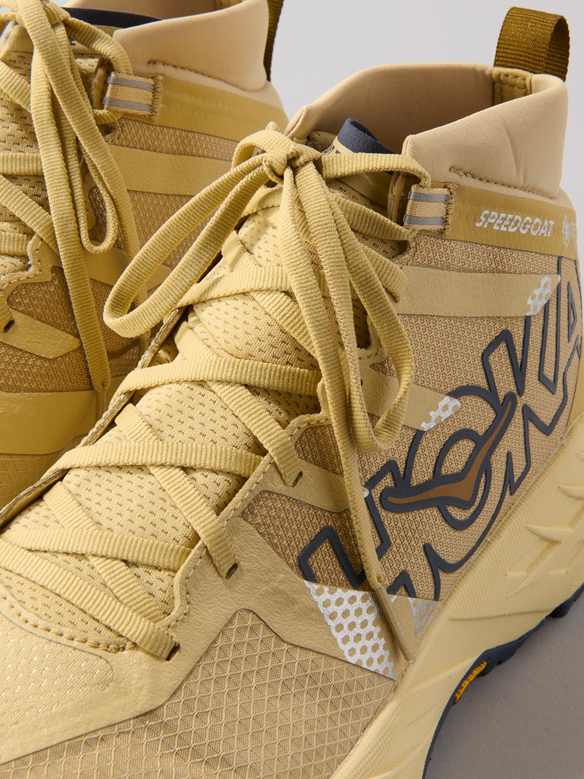 HOKA、Speedgoat 7 Hike GTX、シュータン