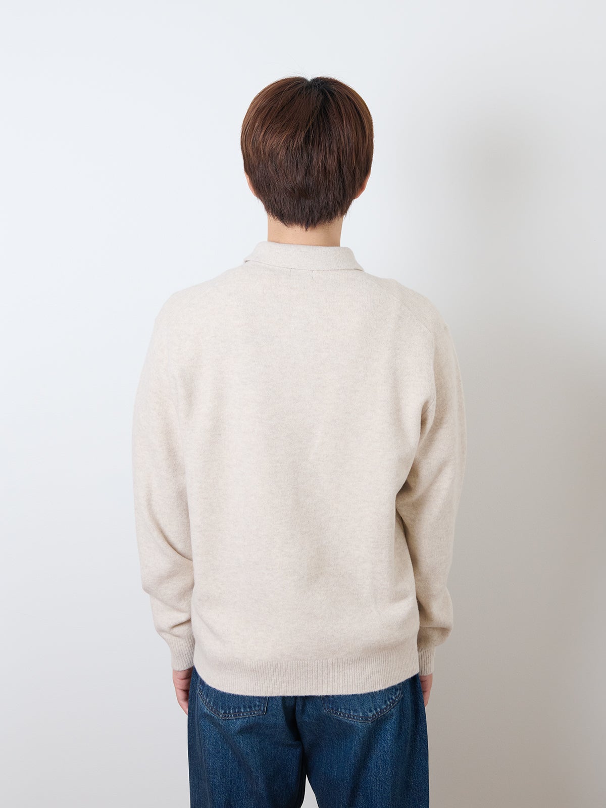 UNIQLO、スフレヤーンポロセーター、モデルカット、バック