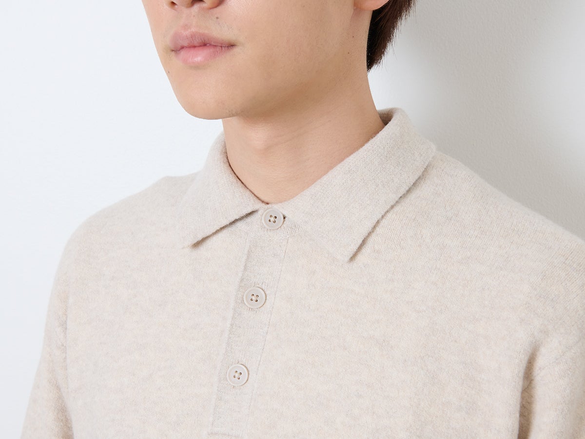 UNIQLO、スフレヤーンポロセーター、モデルカット、ネック