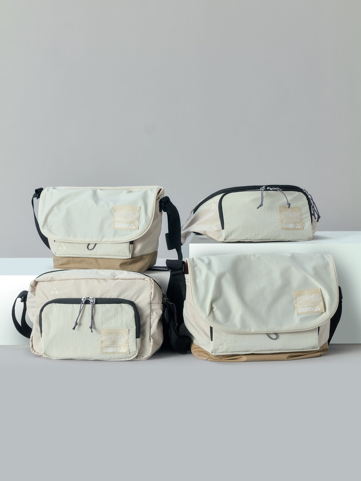 左上：NYLON MESSENGER BAG (XXS) 右上：BROOKLYN BRIDGE WAIST BAG 左下：THE SPRINTER (LG) W/DIV 右下：NYLON MESSENGER BAG JR (SM)