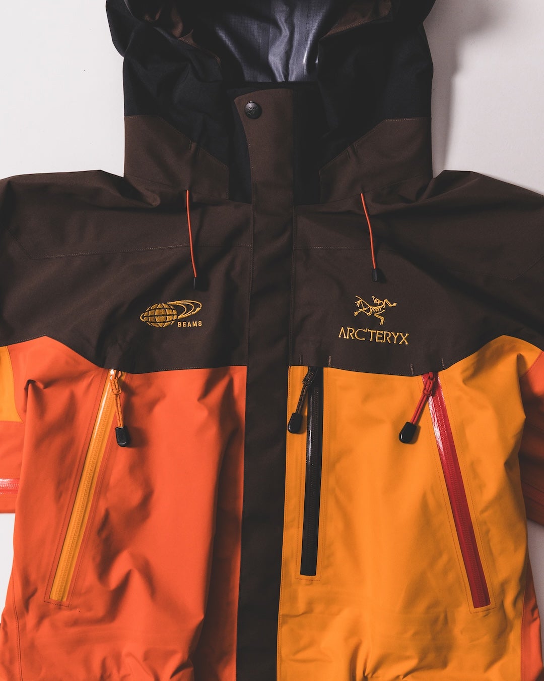 ARC'TERYX × BEAMS Anniversary Collection シェルジャケット ロゴ