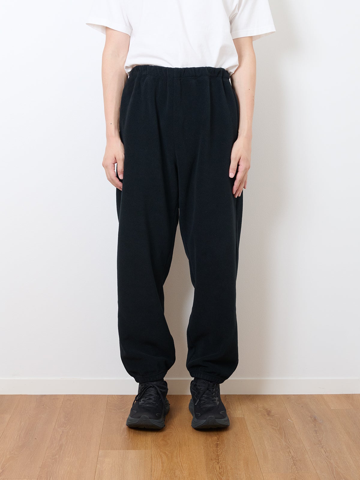 UNIQLO、フリースボタンナッププルオーバー、モデルカット、フロント
