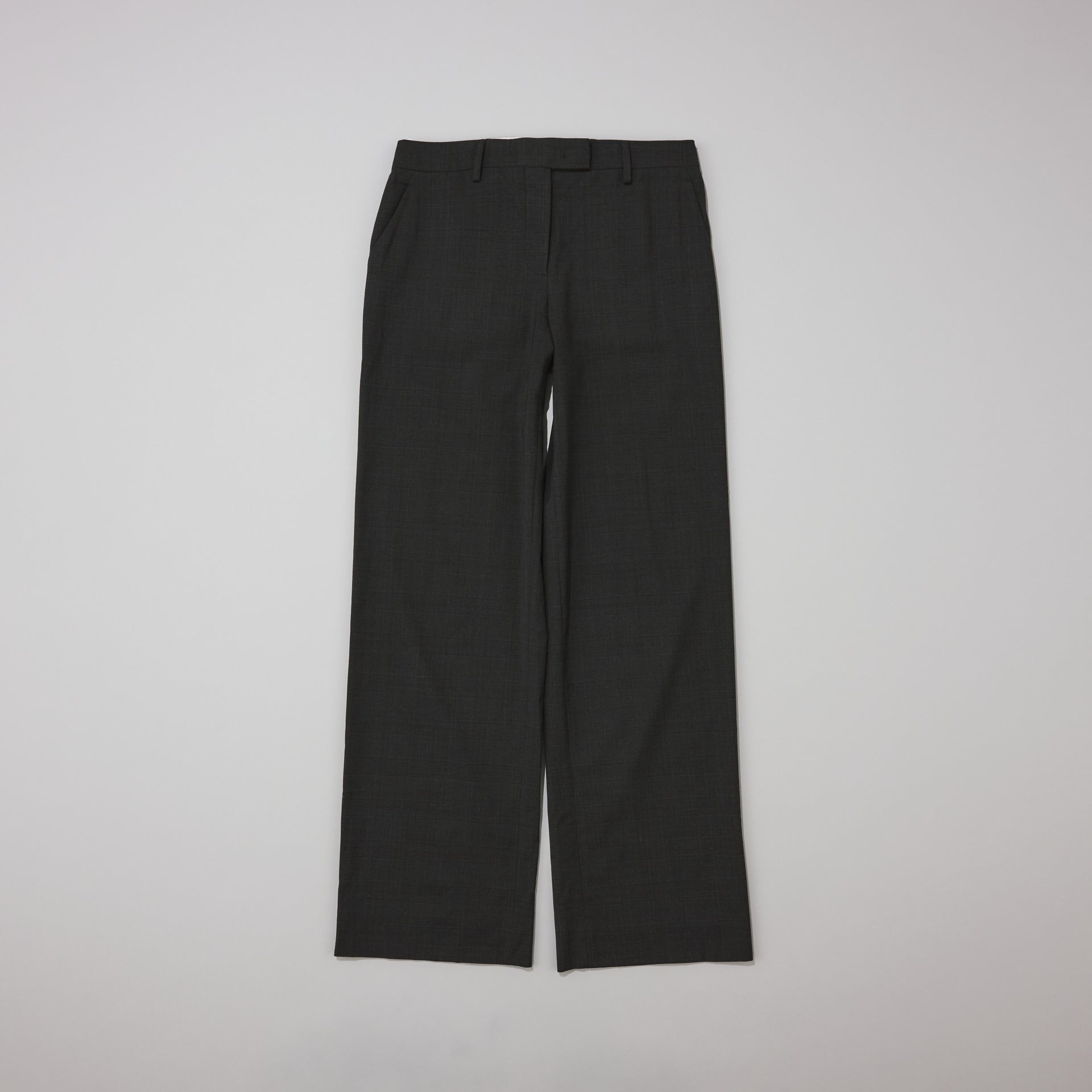 MIUMIU  2023SS スラックス　全体