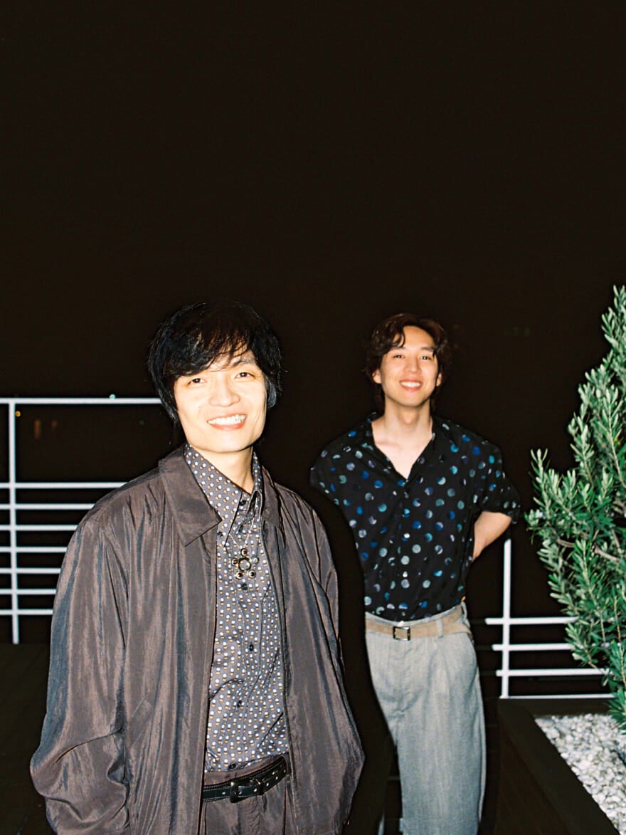 坂東龍汰×岡山天音「“人生の一本”みたいな映画になると思う」。映画『我々は宇宙人』が描いた、あの頃の痛みが光に変わるまで。【ウィークエンド・インタビューズ 第62週】