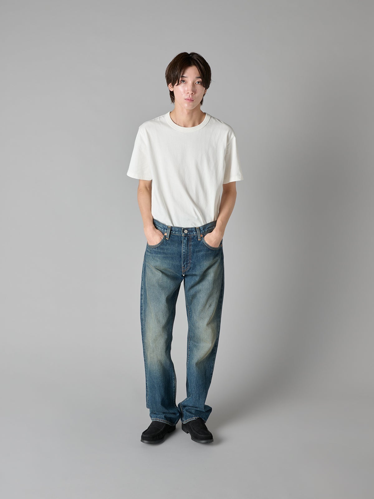Levi’s®「517™ ブーツカット ジーンズ ミディアムインディゴ」を穿いてみた フロント