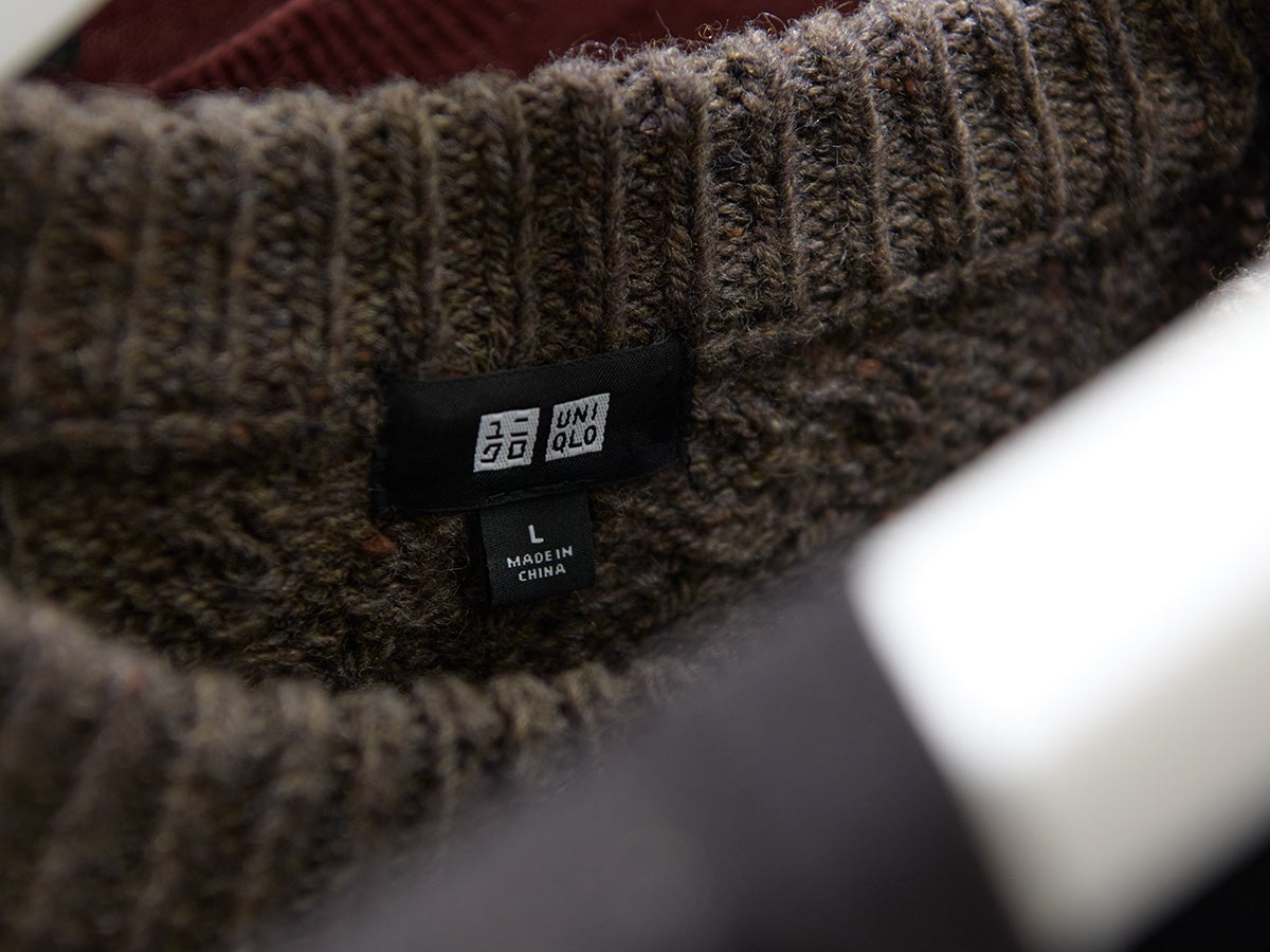 UNIQLO、ローゲージケーブルセーター、タグ