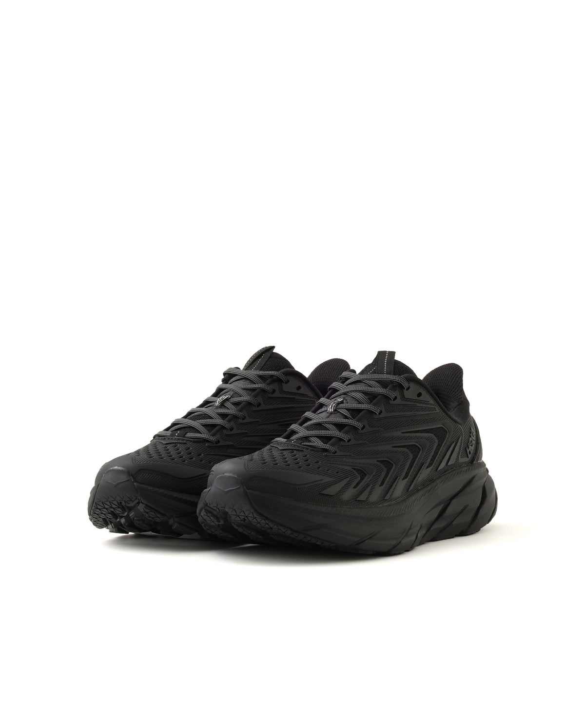 HOKA CLIFTON UTL　BLACK １