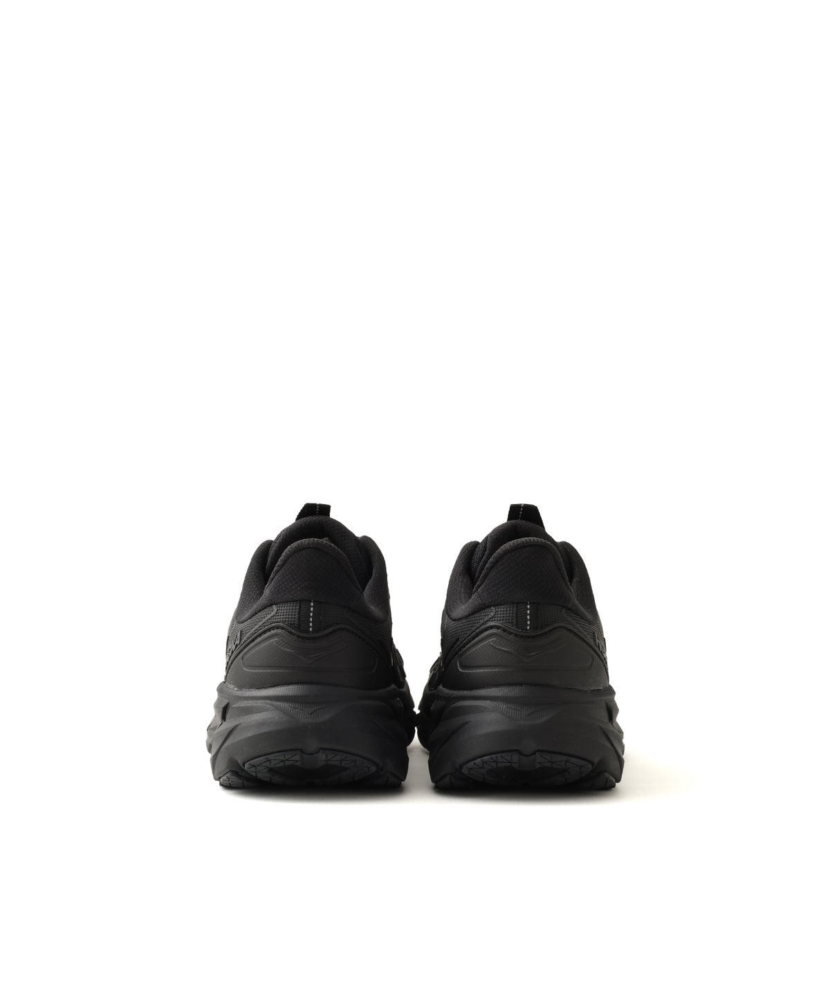 HOKA CLIFTON UTL　BLACK　４