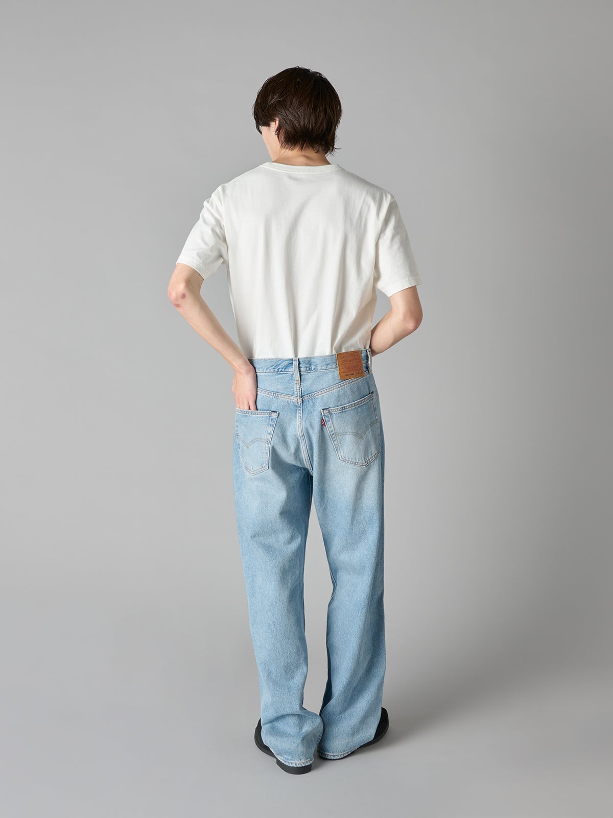 Levi&rsquo;s&reg;「501&reg; LOOSE ジーンズ ライトインディゴ」を穿いてみた バック
