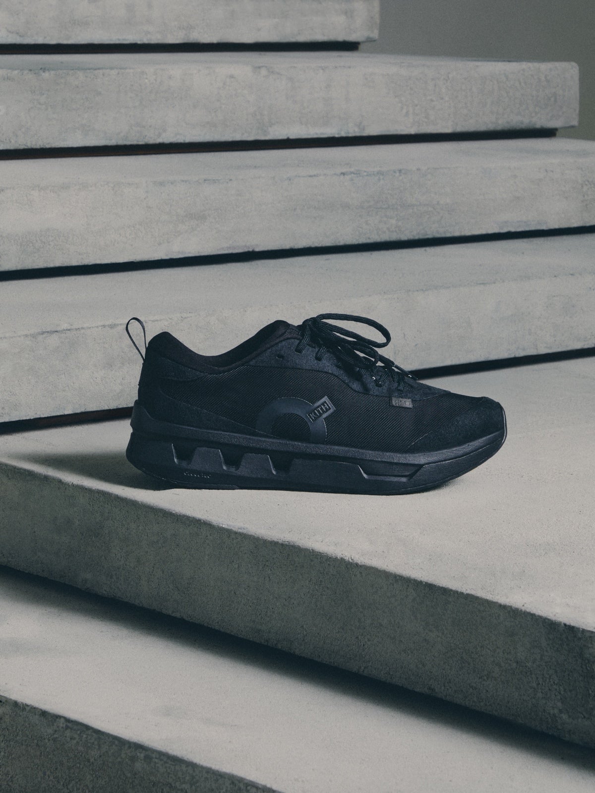 Kith for On K-Tech 3 - Black & Black