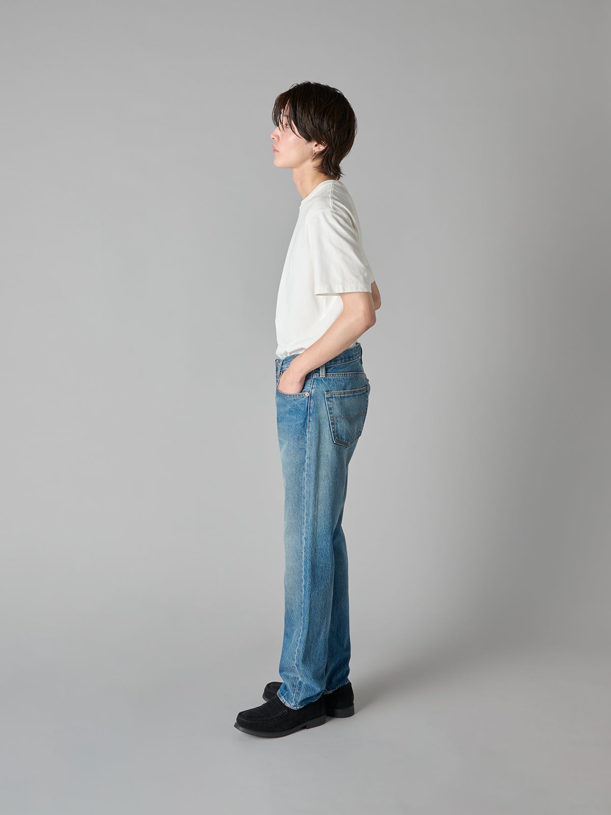 リーバイスの501オリジナルジーンズの四坂着用カット02