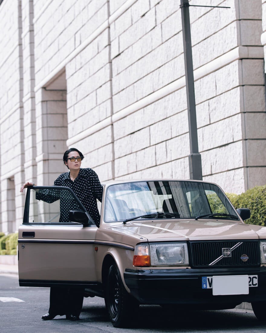 VOLVO 240 1992年式と三宅さん