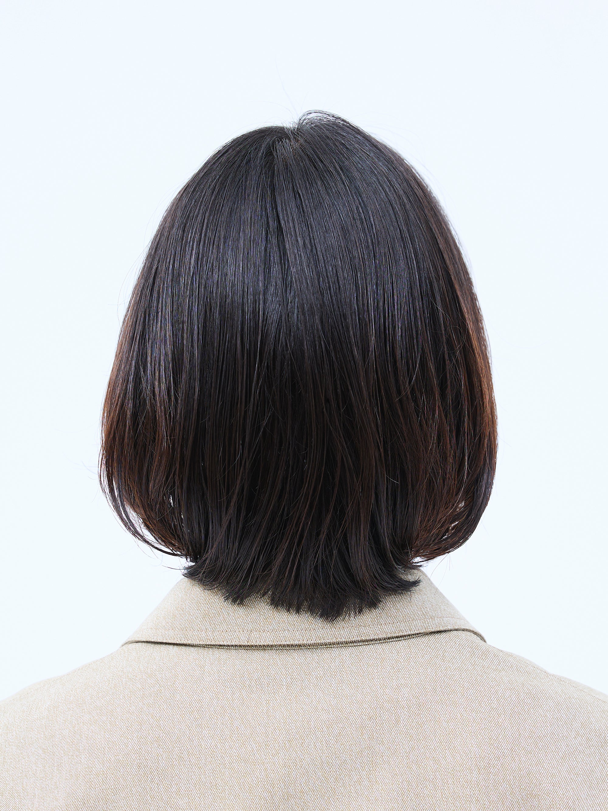 首のラインをキレイに見せる。内巻きメンズボブの新しい魅力【東京最旬ヘアカタログ】