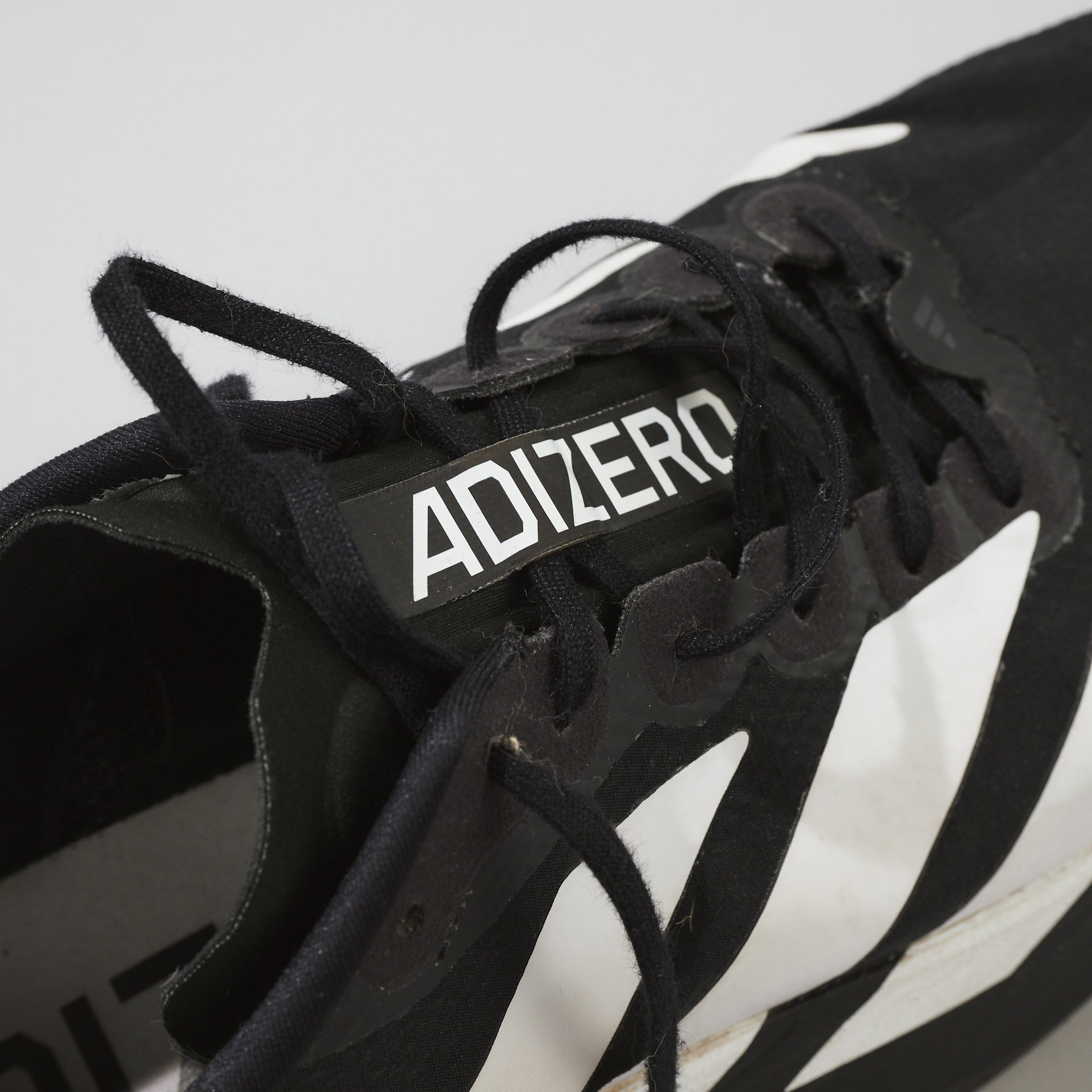 アディダス　EVO　SL WOVEN　シューレース