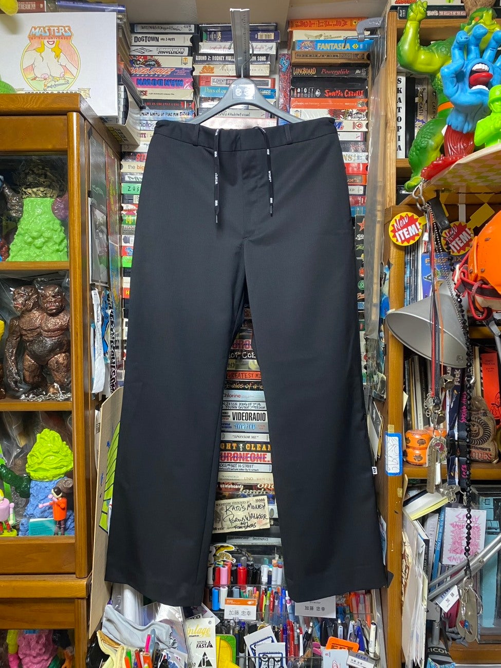 『TROUSERS』 カラー:BLACK