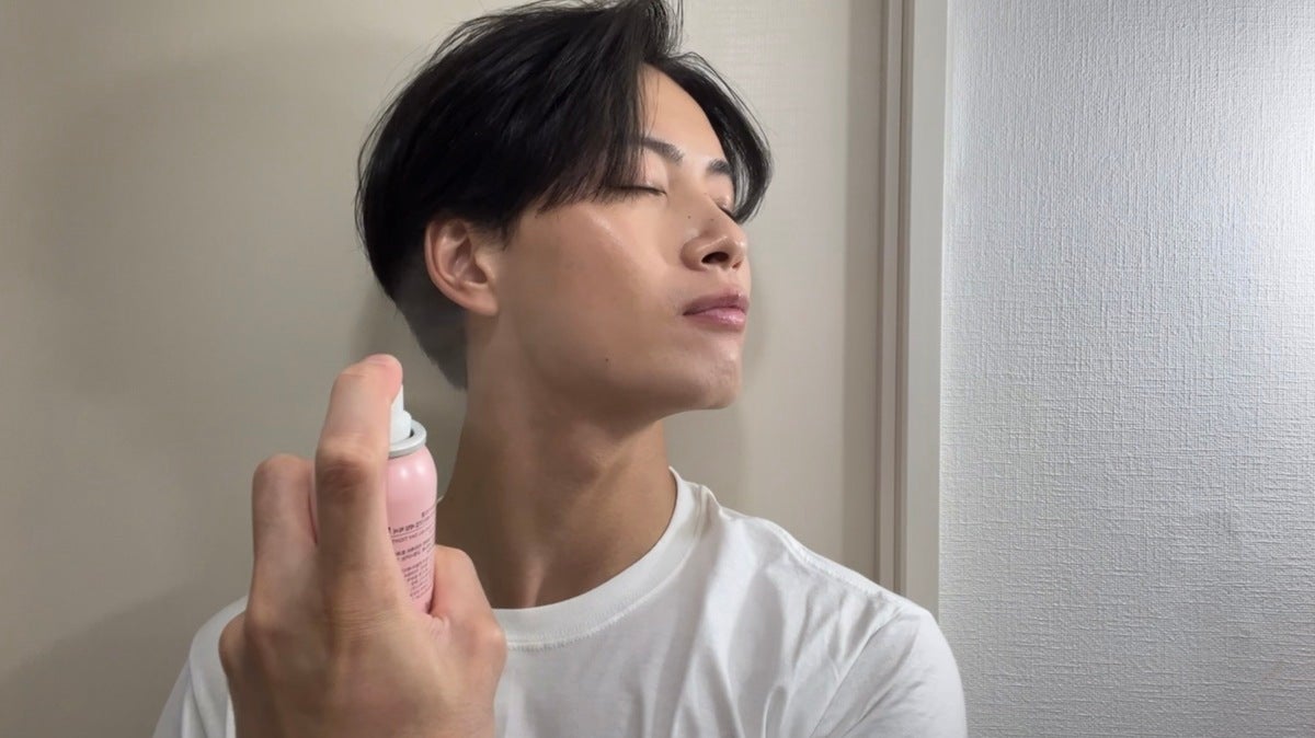 「SO.NATURAL(ソーナチュラル)」 オールデイタイト メイクアップ セッティング フィクサー 使い方2