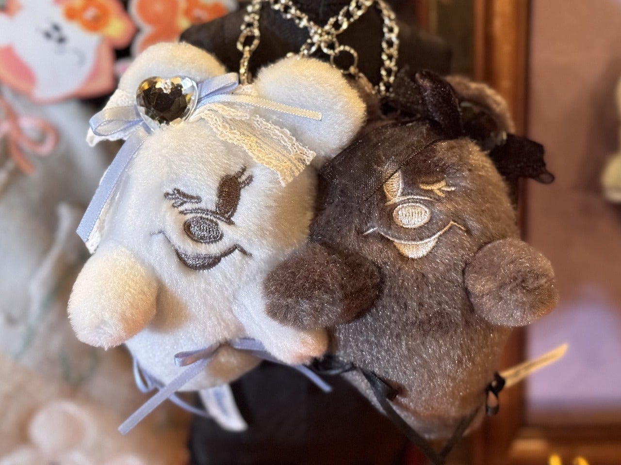 ディズニーシーハロウィングッズ「ぬいぐるみチャームセット」