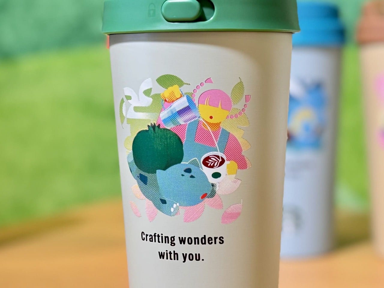 「Pokémon + STARBUCKS ステンレス TOGO ボトル 473mlフシギダネ」表