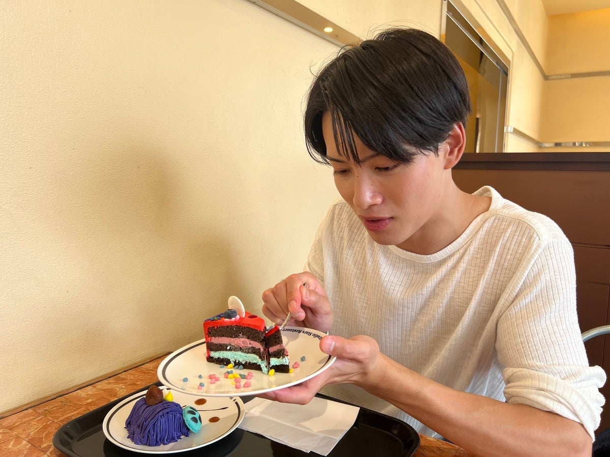 ハミクマキャンディ・ファミリーのベリーケーキ 1,000円(税込)