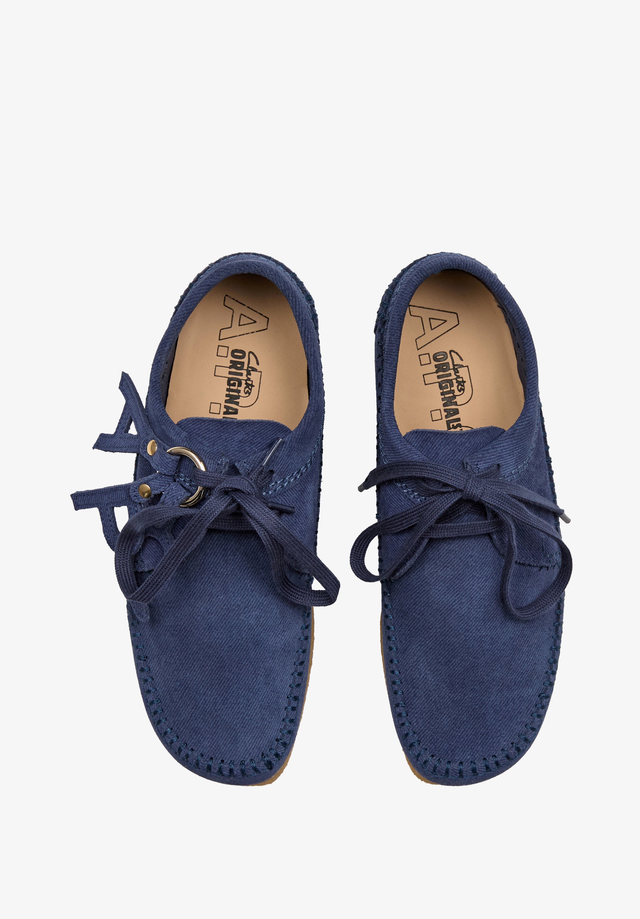 A.P.C. CLARKS デザートブーツ ネイビー 俯瞰
