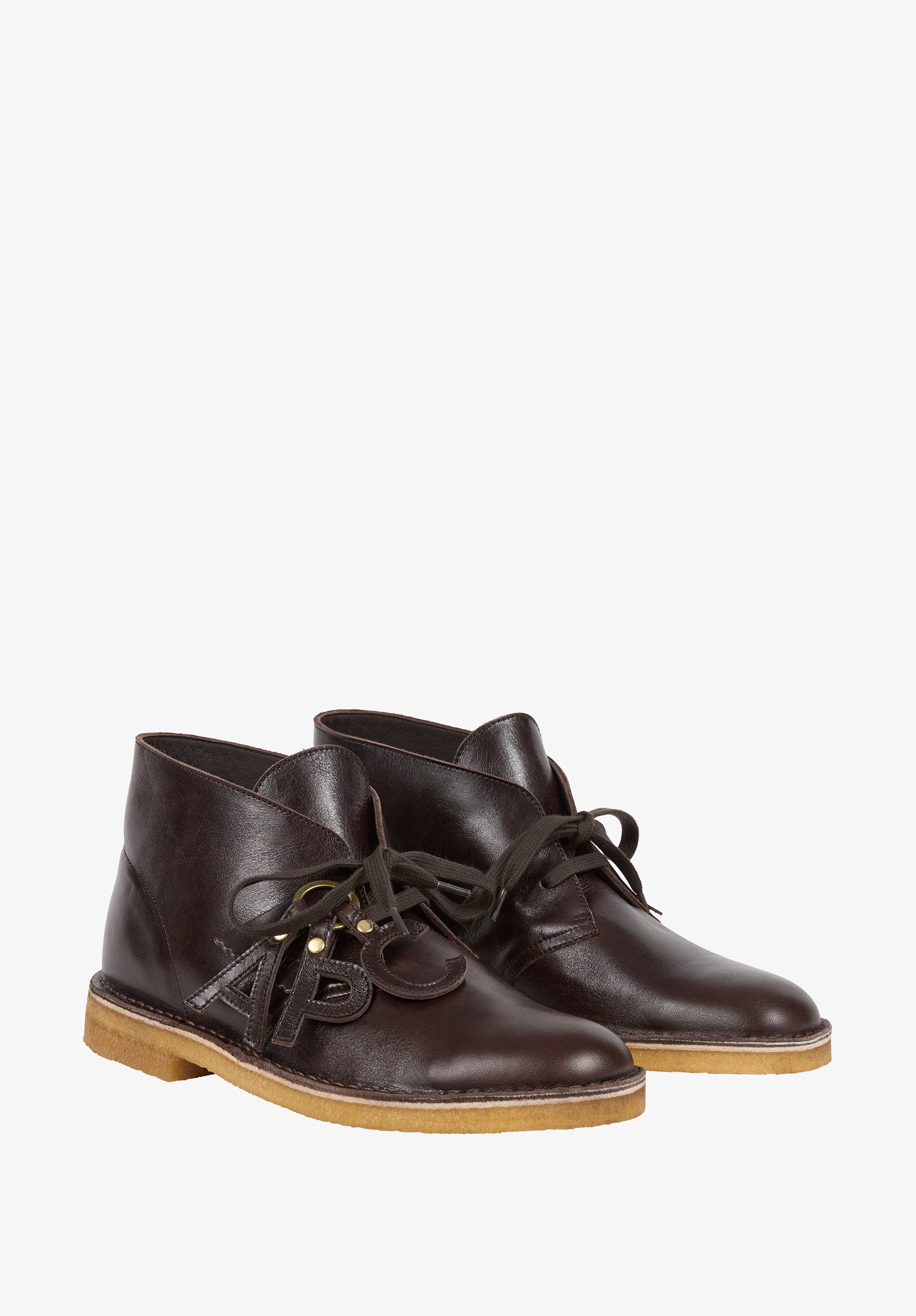 A.P.C. CLARKS デザートブーツ 斜め