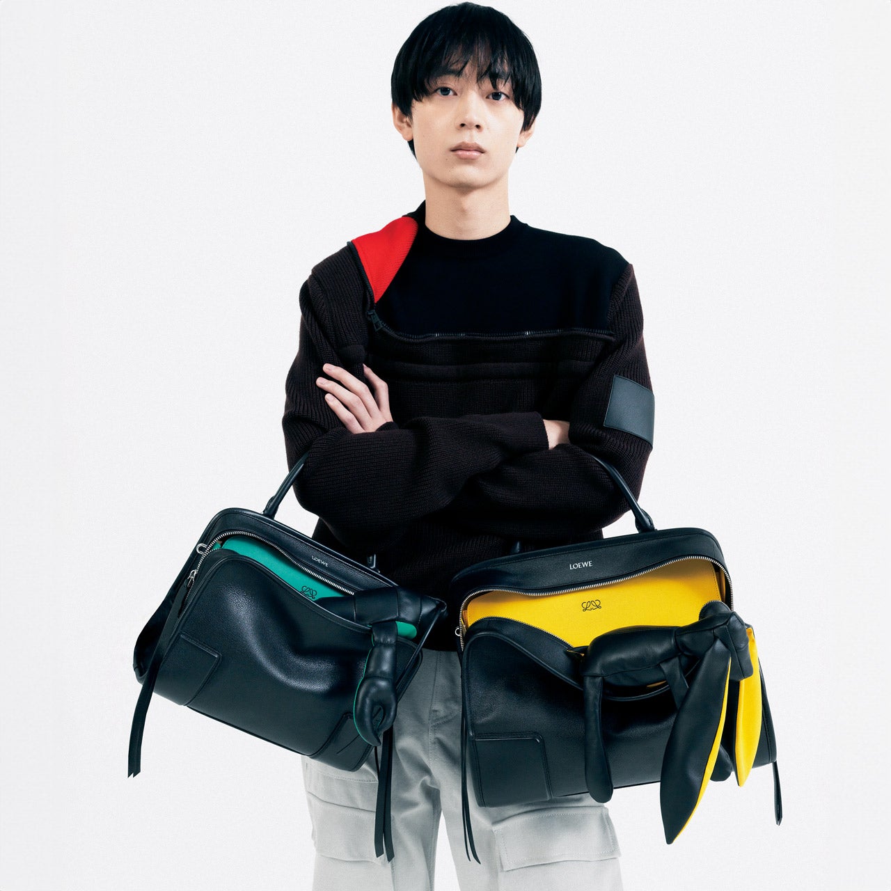 Carry LOEWE　僕らが持ちたい「ロエベ」の最新、6つのバッグ