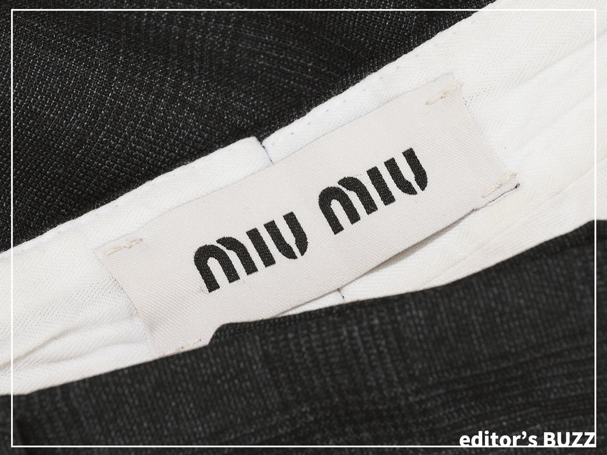 奮発して買った「ミュウミュウ（MIU MIU）」の上品なスラックス。さりげないチェック柄が最高にお気に入り！[編集者の愛用私物 ＃395]