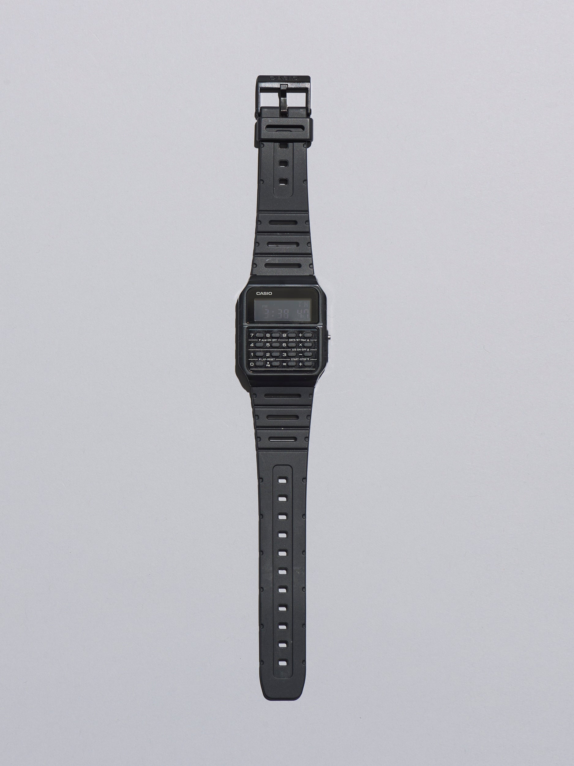 CASIOの黒いコスパ名品/CA-53WF-1BJF