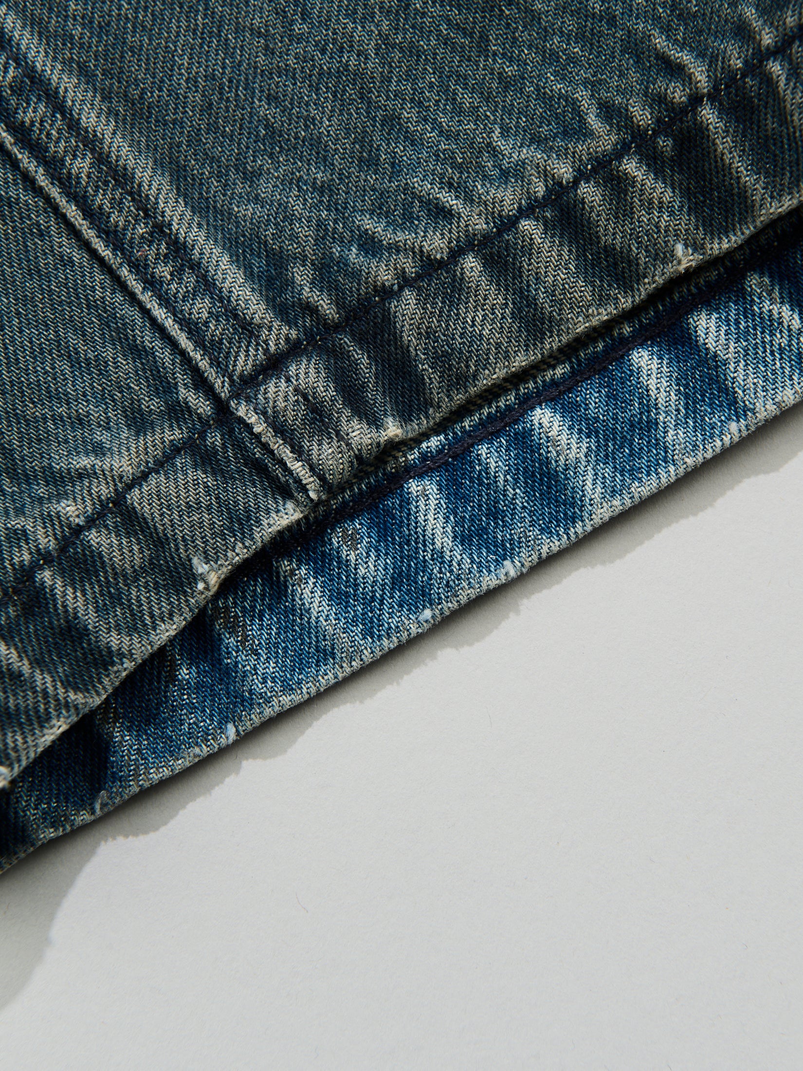 Levi's® BAGGY バレルジーンズの裾