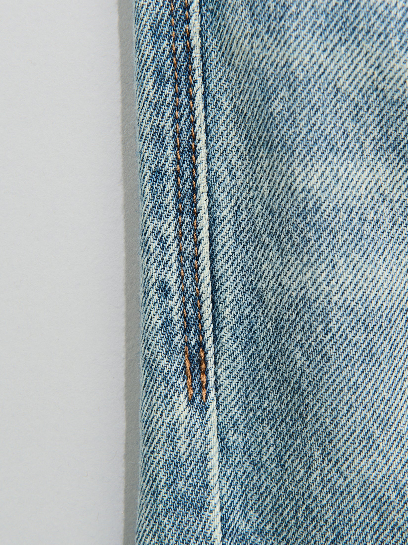 Levi's® 「TWISTED バギーワイドジーンズ」 サイドステッチ