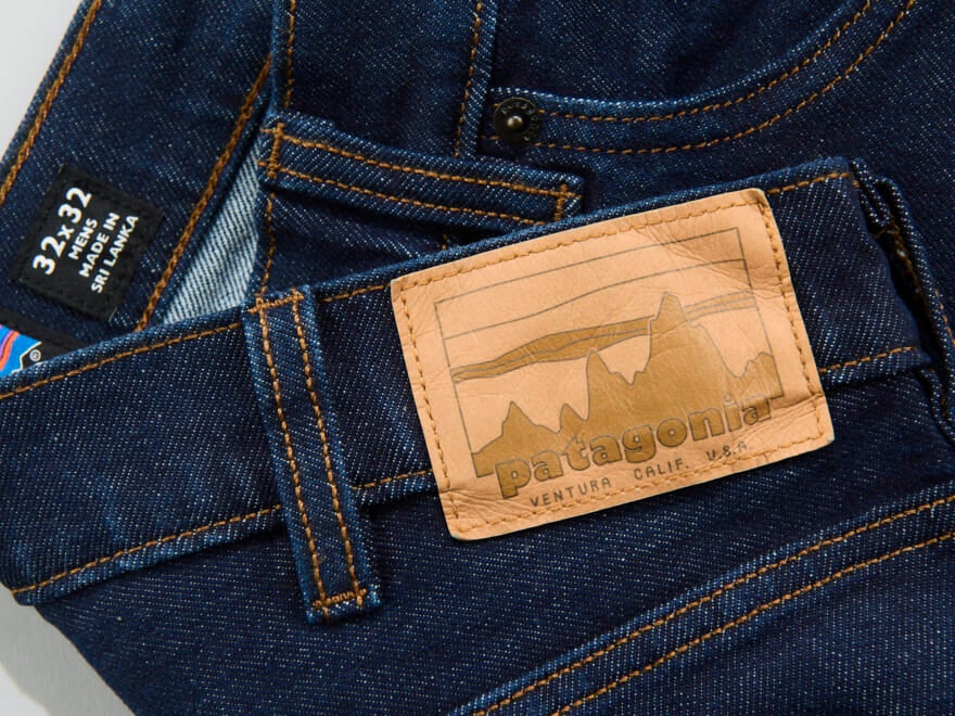 「パタゴニア」のすっきりなのに動きやすさと履き心地が桁違いな名作！[Patagonia メンズ・ストレート・フィット・ジーンズ]【新作デニム図鑑_2026AW】