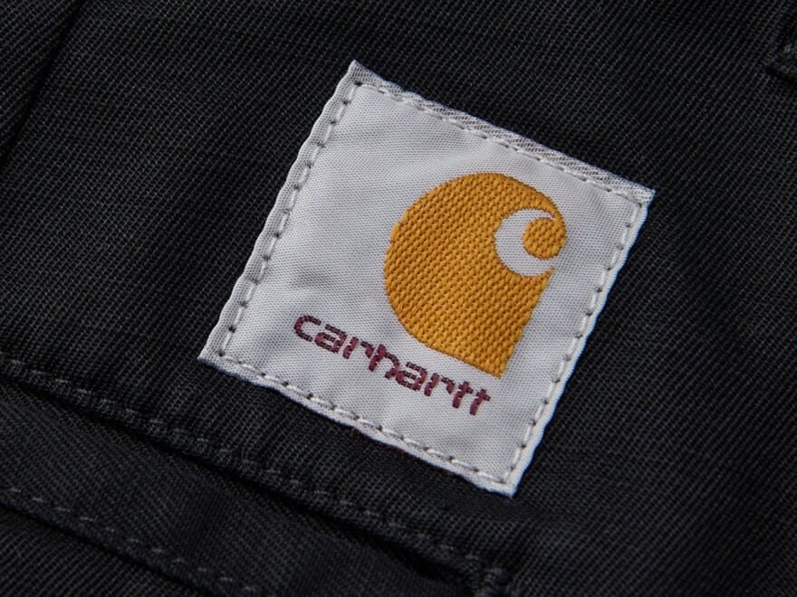 【カーハート WIPの黒いコスパ名品】ワークなのに都会的な大人の万能ブラック!/Carhartt WIPのブレーダーショーツ
