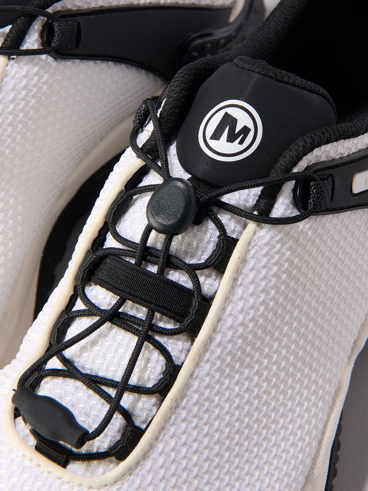 MERRELL、CHAMELEON STORM REDUX JAPAN GORE-TEX®、シューレース