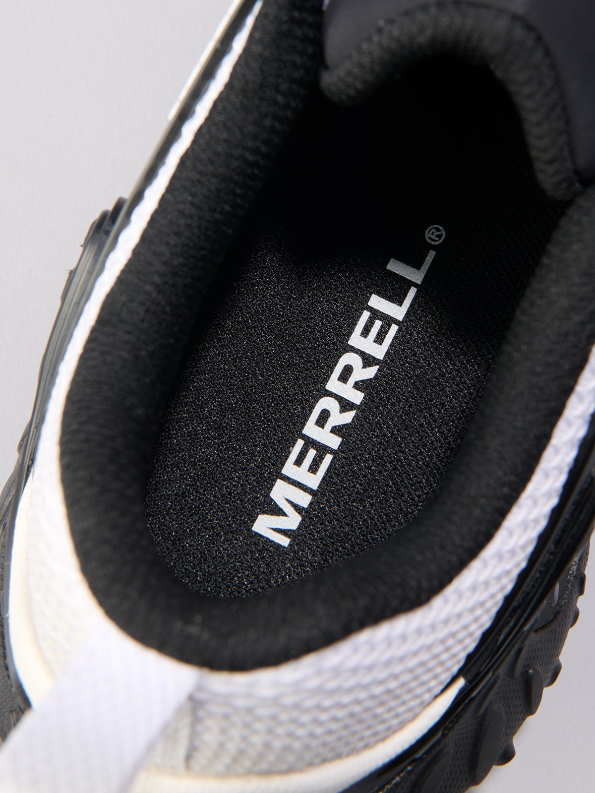 MERRELL、CHAMELEON STORM REDUX JAPAN GORE-TEX®、インソール