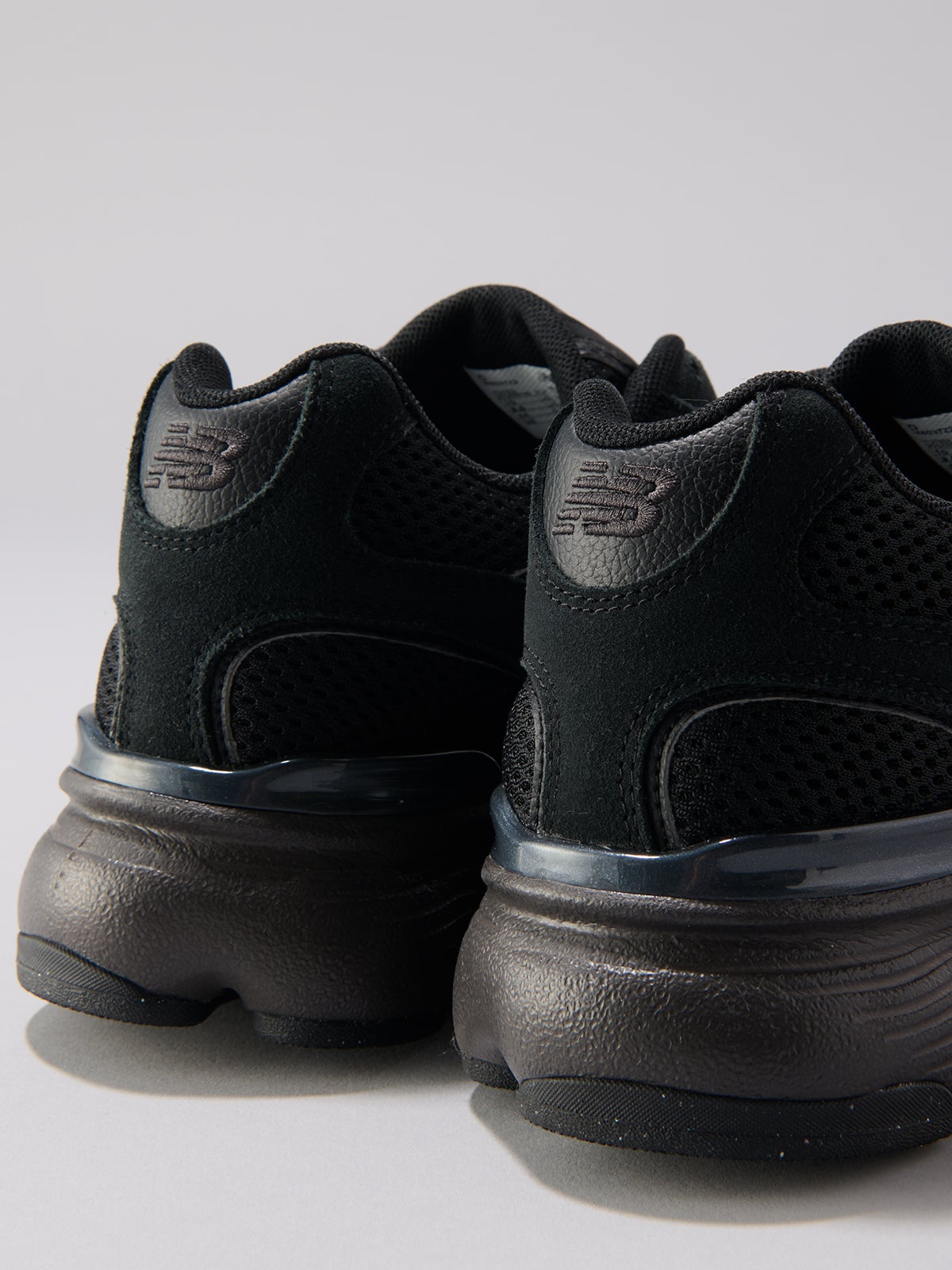 New Balance、M603、ヒール