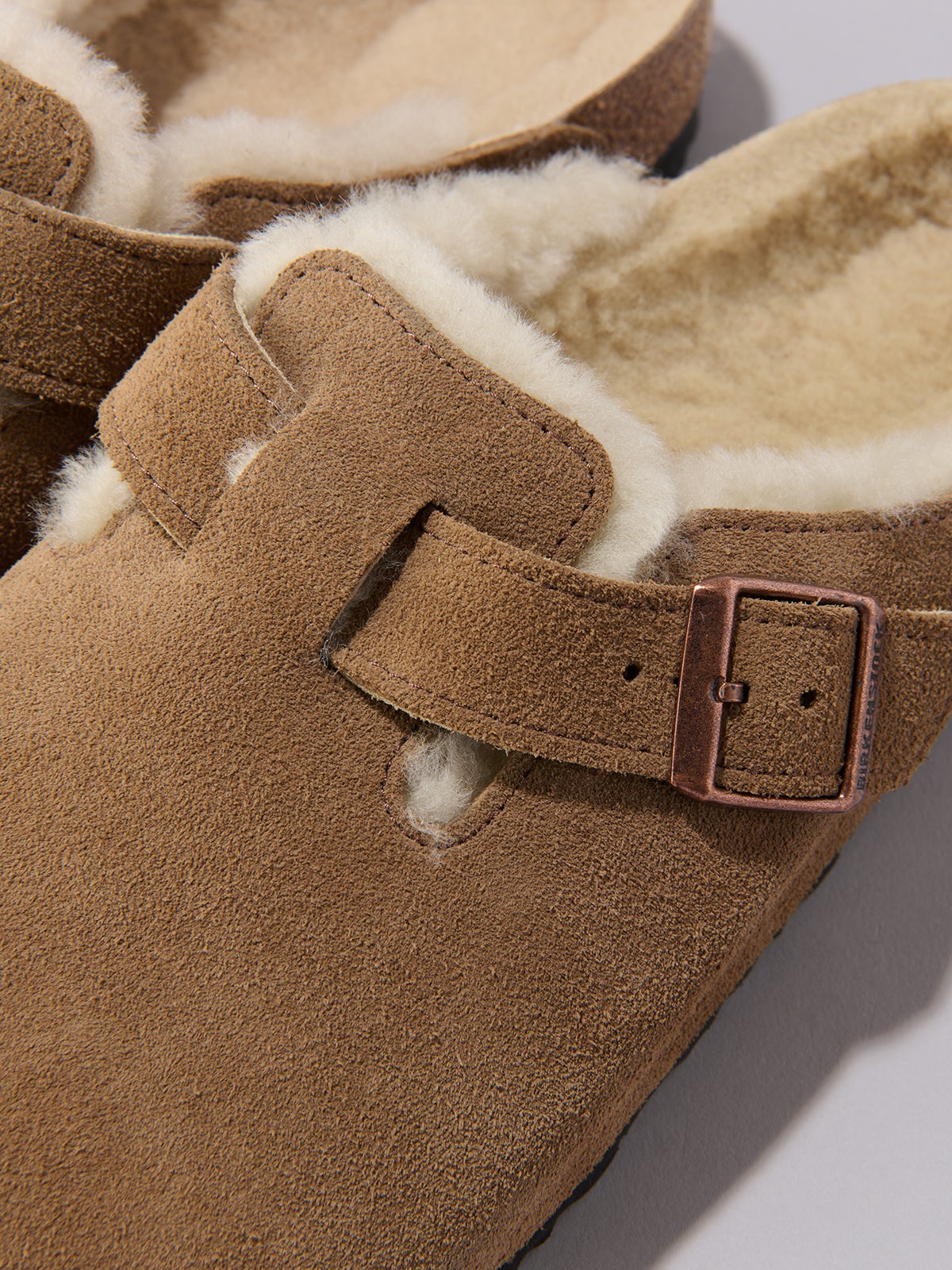 BIRKENSTOCK、Boston Shearling、アッパー